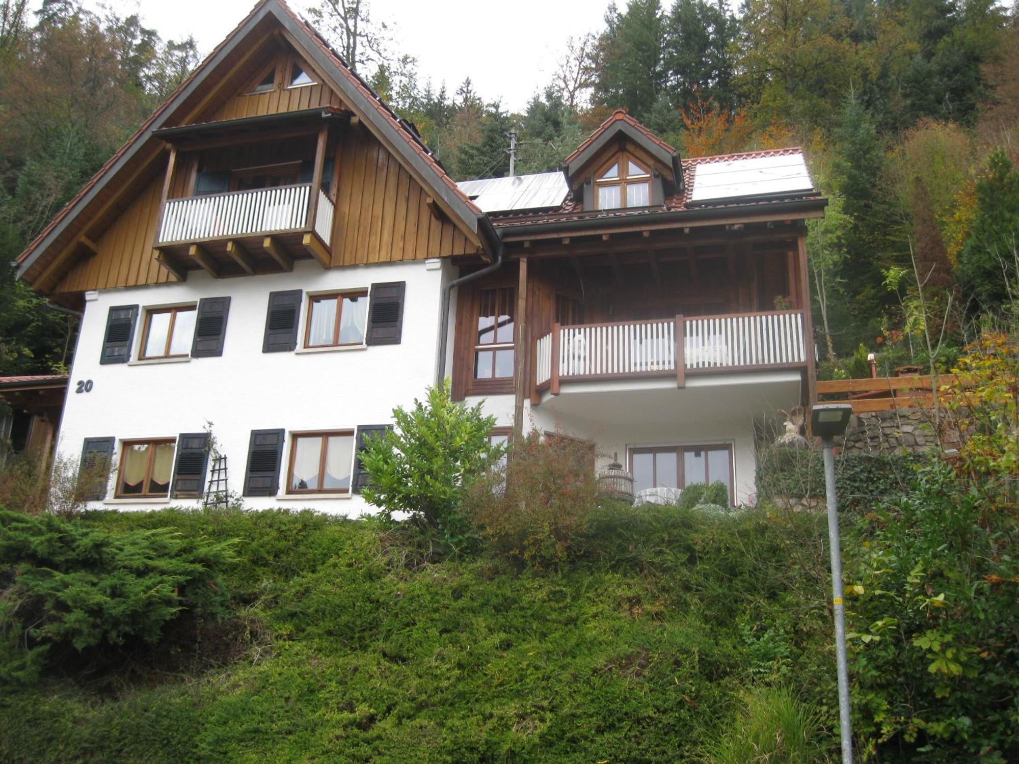 Urlaub Mit Blick Auf Schiltachs Fachwerkhaeuser Eksteriør billede